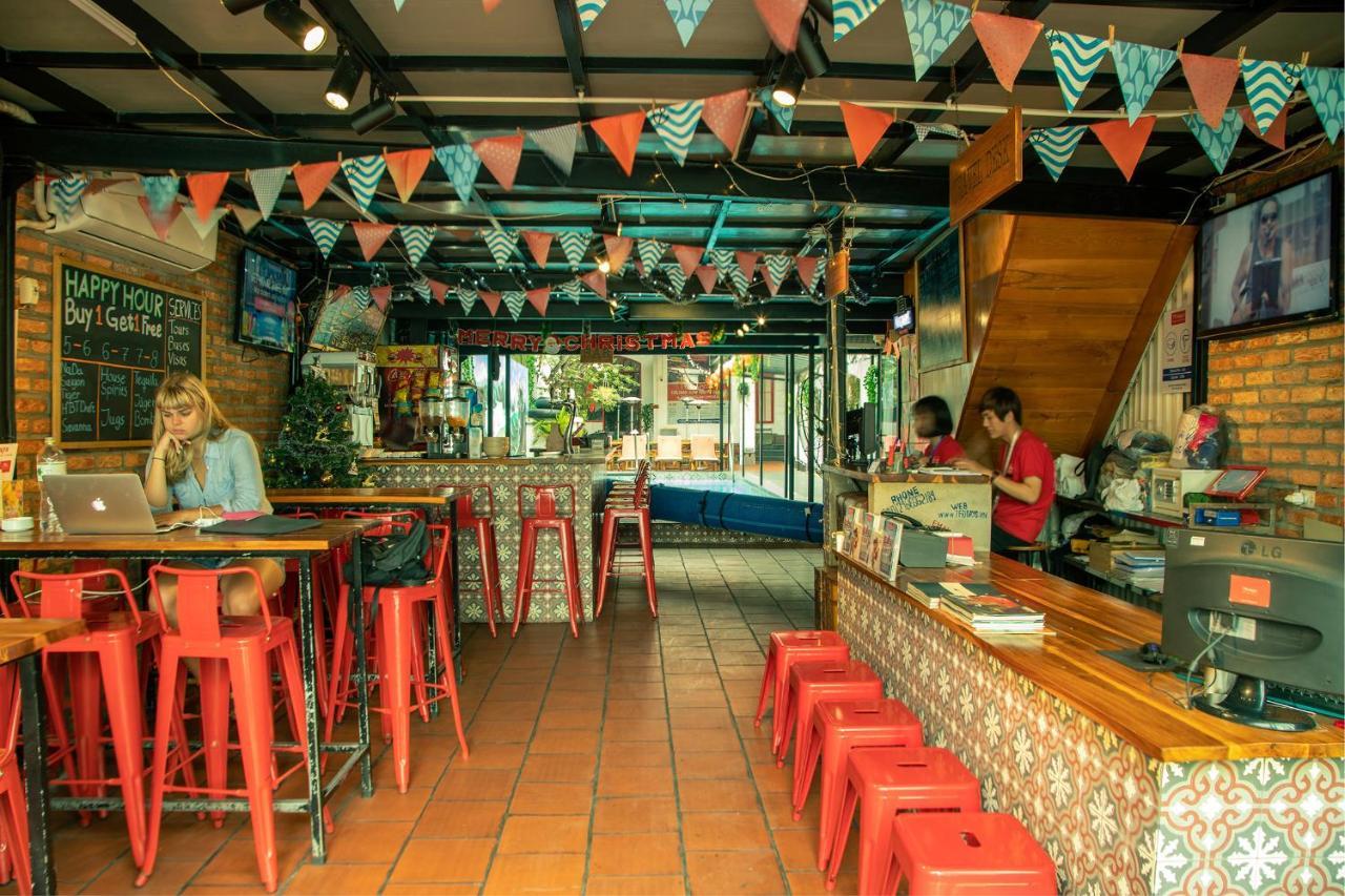 7Fridays West Lake Hostel Tay Ho Esterno foto